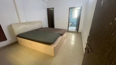 Bedroom Image of 1400 Sq.ft 3.5 BHK Builder Floor for rent in Sector 47 Noida for Rs. 26000