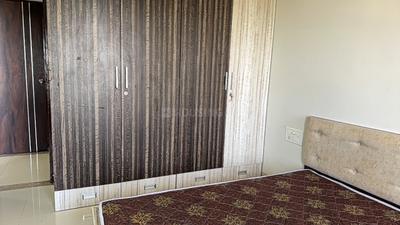 Bedroom Image of 1080 Sq.ft 2 BHK Apartment / Flat for rent in Adani The Meadows, Shantigram Ahmedabad for Rs. 34999