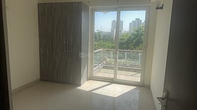 Bedroom Image of 2200 Sq.ft 3.5 BHK Builder Floor for rent in BPTP Amstoria , Sector 102 Gurgaon for Rs. 49000