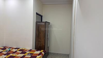 Bedroom Image of 600 Sq.ft 1 BHK Independent House for rent in Patel Nagar New Delhi for Rs. 18300