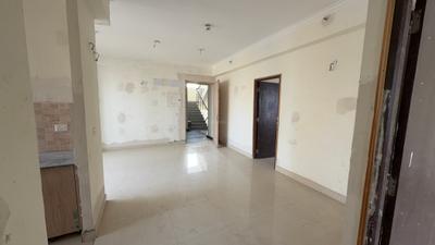 Living Room Image of 1200 Sq.ft 3 BHK Apartment / Flat for sale in Amrapali Crystal Homes Phase 1, Sector 76 Noida for Rs. 17875000