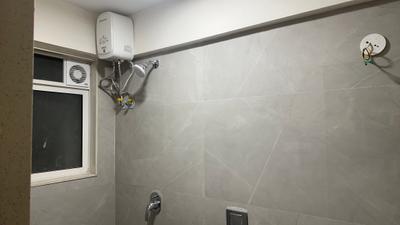 Bathroom Image of 551 Sq.ft 1 BHK Apartment / Flat for rent in Swastik Platinum, Vikhroli East Mumbai for Rs. 40000
