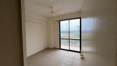 Bedroom Image of 1000 Sq.ft 3 BHK Apartment / Flat for rent in Habitat Prime, Sector 99A Gurgaon for Rs. 14000