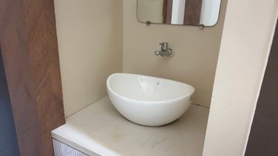 Bathroom Image of 1500 Sq.ft 1 BHK Builder Floor for rent in Scheme No 114 Indore for Rs. 22500
