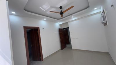 Living Room Image of 1551 Sq.ft 3 BHK Apartment / Flat for rent in Phase 2 Noida for Rs. 32000