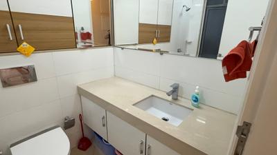 Image of 1200 Sq.ft 3 BHK Apartment / Flat for sale in Godrej The Trees, Vikhroli East, Mumbai for Rs. 71000000