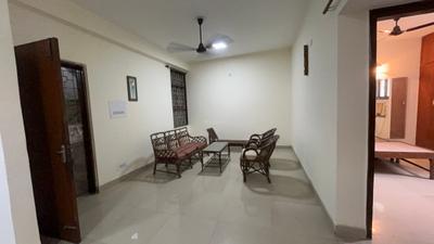 Living Room Image of 1000 Sq.ft 3 BHK Builder Floor for rent in Gautam Nagar New Delhi for Rs. 62000