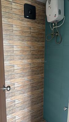 Bathroom Image of 400 Sq.ft 1 BHK Apartment / Flat for rent in Lodha Crown, Thane West Thane for Rs. 24000