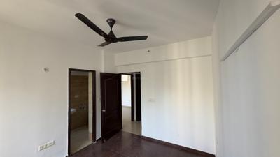 Bedroom Image of 858 Sq.ft 2 BHK Apartment / Flat for sale in Aditya Luxuria Estate, Bamheta Village Ghaziabad for Rs. 5900000