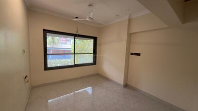 Bedroom Image of 800 Sq.ft 2 BHK Apartment / Flat for sale in Khar West Mumbai for Rs. 40000000