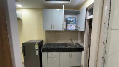 Kitchen Image of 270 Sq.ft 1 RK Apartment / Flat for rent in Emaar Emerald Floors Premier, Sector 65 Gurgaon for Rs. 14500
