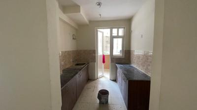 Kitchen Image of 1550 Sq.ft 3 BHK Apartment / Flat for sale in Amrapali Heartbeat City, Sector 107 Noida for Rs. 16537500