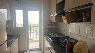 Kitchen Image of 1025 Sq.ft 2 BHK Apartment / Flat for sale in Gulshan Botnia, Sector 144 Noida for Rs. 14000000