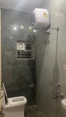 Bathroom Image of 500 Sq.ft 2 BHK Independent House for rent in Whitefield Bengaluru for Rs. 14000