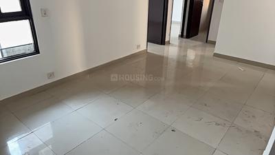 Living Room Image of 1100 Sq.ft 2.5 BHK Apartment / Flat for sale in Mahagun Puram Phase 1, Mahagunpuram Ghaziabad for Rs. 7000000