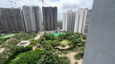 Image of 952 Sq.ft 3 BHK Apartment / Flat for sale in Godrej Park Greens, Mamurdi, Pune for Rs. 8200000