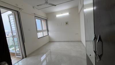 Bedroom Image of 1021 Sq.ft 2 BHK Apartment / Flat for rent in Metropark County, Balewadi Pune for Rs. 34000