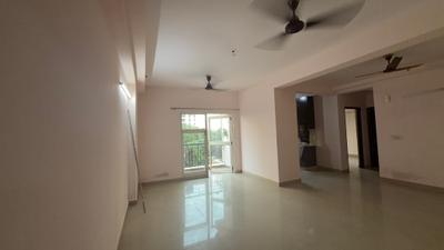 Living Room Image of 1749 Sq.ft 3 BHK Apartment / Flat for rent in Gardenia Golf City, Sector 75 Noida for Rs. 36000