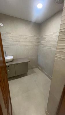 Image of 1550 Sq.ft 2 BHK Apartment / Flat for rent in Ambience Lagoon, DLF Phase 3, Gurgaon for Rs. 80000