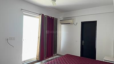 Bedroom Image of 1827 Sq.ft 3 BHK Apartment / Flat for rent in ABA Cleo County, Sector 121 Noida for Rs. 75000