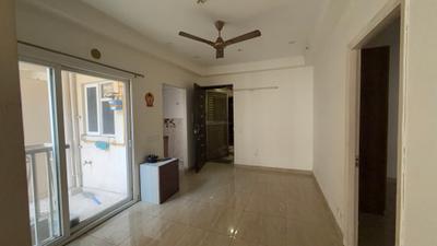 Living Room Image of 1075 Sq.ft 2 BHK Apartment / Flat for rent in Gaur City 7th Avenue, Noida Extension Greater Noida for Rs. 23100