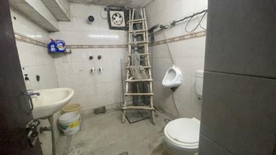 Bathroom Image of 1440 Sq.ft 1 BHK Builder Floor for sale in GTB Nagar New Delhi for Rs. 12500000