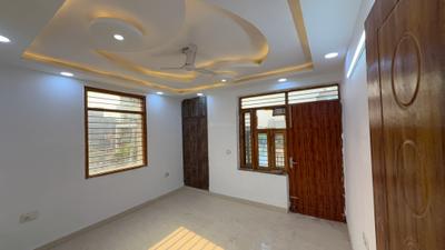 Bedroom Image of 1800 Sq.ft 3 BHK Builder Floor for sale in Sector 91 Faridabad for Rs. 10000000