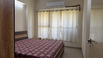 Bedroom Image of 1850 Sq.ft 3 BHK Apartment / Flat for rent in Adani The Meadows, Shantigram Ahmedabad for Rs. 44000