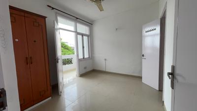 Bedroom Image of 2100 Sq.ft 4 BHK Builder Floor for rent in Sector 52 Gurgaon for Rs. 45000