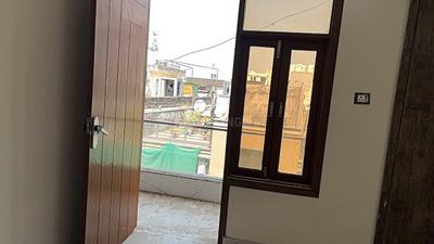 Bedroom Image of 1350 Sq.ft 3 BHK Builder Floor for sale in Chhattarpur New Delhi for Rs. 8000000