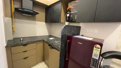 Kitchen Image of 300 Sq.ft 1 RK Apartment / Flat for rent in Mahalakshmi Nagar Indore for Rs. 13000