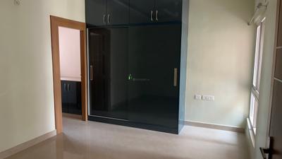 Bedroom Image of 1850 Sq.ft 3.5 BHK Apartment / Flat for rent in UPAVP Ganga Yamuna And Hindon Enclave, Siddharth Vihar Ghaziabad for Rs. 43000