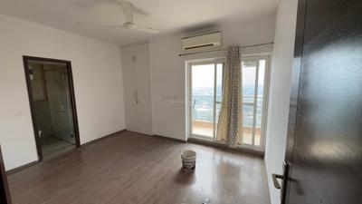 Bedroom Image of 1350 Sq.ft 3 BHK Apartment / Flat for rent in ABA Cleo County, Sector 121 Noida for Rs. 50000