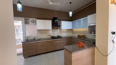 Kitchen Image of 2070 Sq.ft 3 BHK Apartment / Flat for rent in ABA Cleo County, Sector 121 Noida for Rs. 75000