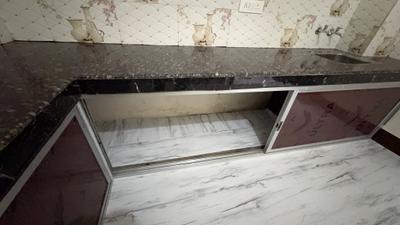 Kitchen Image of 1000 Sq.ft 2 BHK Apartment / Flat for rent in Dafi Varanasi for Rs. 15000