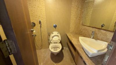 Image of 1295 Sq.ft 3 BHK Apartment / Flat for sale in Supreme Lake Primrose, Powai, Mumbai for Rs. 37500000