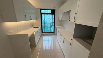 Kitchen Image of 1700 Sq.ft 4 BHK Apartment / Flat for sale in Santacruz West Mumbai for Rs. 108000000