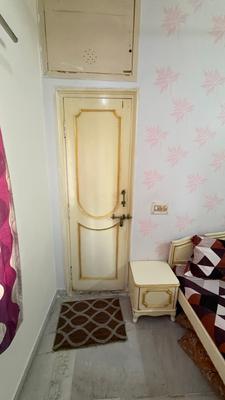 Bedroom Image of 900 Sq.ft 3 BHK Apartment / Flat for sale in Shahibaug Ahmedabad for Rs. 6500000