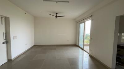 Living Room Image of 1719 Sq.ft 3 BHK Apartment / Flat for rent in Emaar Palm Gardens, Sector 83 Gurgaon for Rs. 40000