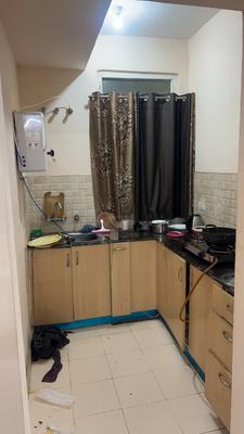 Kitchen Image of 250 Sq.ft 1 RK Apartment / Flat for rent in Noida Extension Greater Noida for Rs. 11000