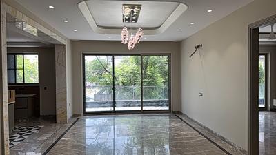 Living Room Image of 4680 Sq.ft 4 BHK Builder Floor for sale in Palam Vihar Gurgaon for Rs. 52500000