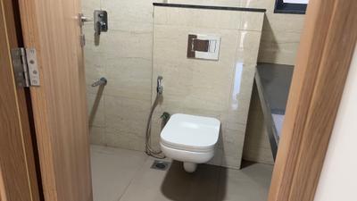 Image of 1500 Sq.ft 3 BHK Apartment / Flat for rent in Godrej Urban Park, Powai, Mumbai for Rs. 110000