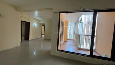 Living Room Image of 1654 Sq.ft 3 BHK Apartment / Flat for rent in Logix Blossom County, Sector 137 Noida for Rs. 40000