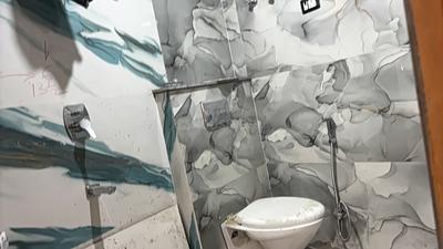 Bathroom Image of 850 Sq.ft 2 BHK Apartment / Flat for sale in Hark Sai Homes 4, Sector 49 Noida for Rs. 3400000