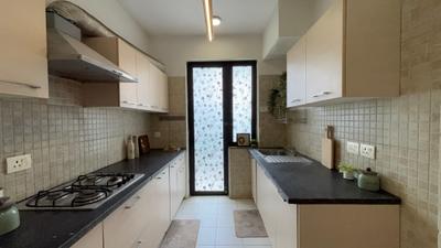 Kitchen Image of 1609 Sq.ft 2.5 BHK Apartment / Flat for sale in Godrej Oasis, Sector 88A Gurgaon for Rs. 18600000