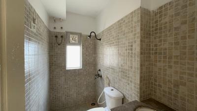 Image of 925 Sq.ft 2 BHK Apartment / Flat for sale in Paras Tierea, Sector 137, Noida for Rs. 8000000