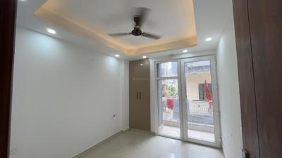 Bedroom Image of 1000 Sq.ft 3 BHK Builder Floor for sale in Rajpur Khurd Extension New Delhi for Rs. 7000000