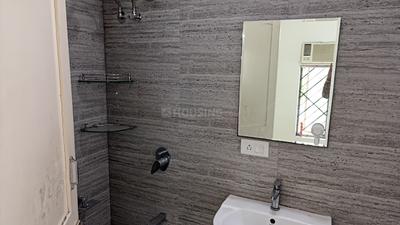 Bathroom Image of 690 Sq.ft 1 BHK Apartment / Flat for rent in Sangamvadi Pune for Rs. 33000