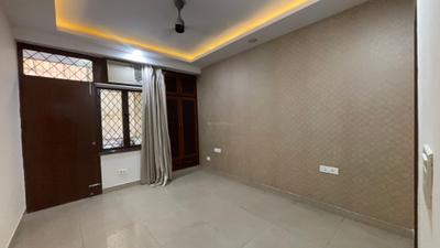 Bedroom Image of 2950 Sq.ft 3 BHK Builder Floor for sale in Palm Ardee City, Sector 52 Gurgaon for Rs. 22500000