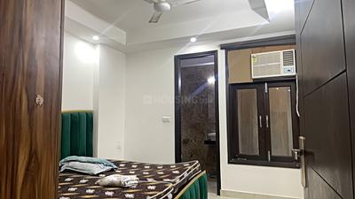 Bedroom Image of 1500 Sq.ft 3 BHK Apartment / Flat for rent in Saket New Delhi for Rs. 30000